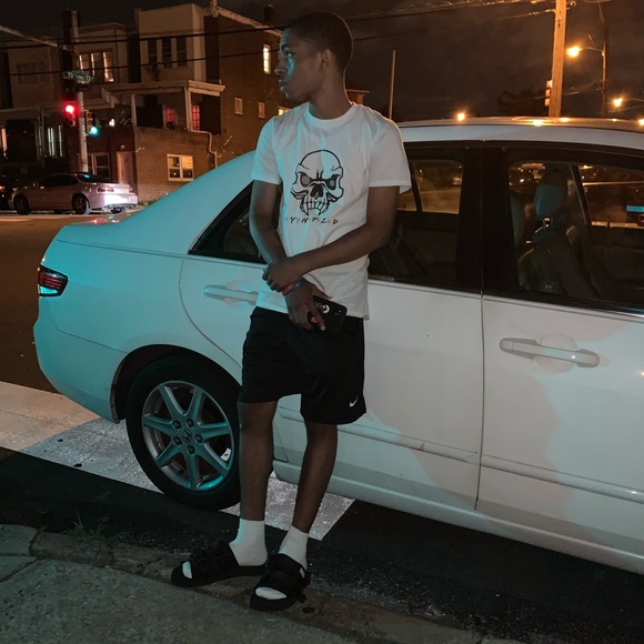 Meet your Posher, Kha - Picture 1 of 1